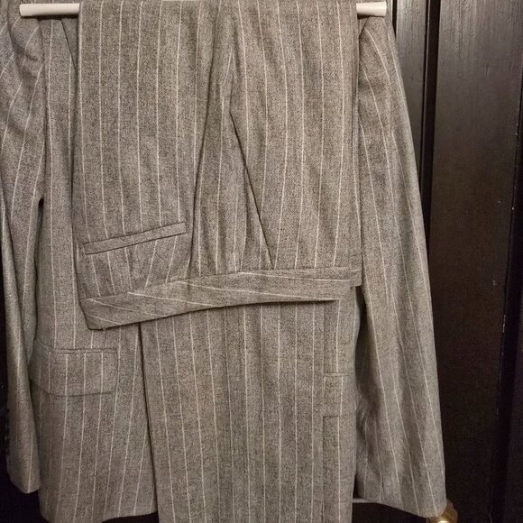 Women's Ralph Lauren Italian Business Suit Size 10 - Picture 2 of 3